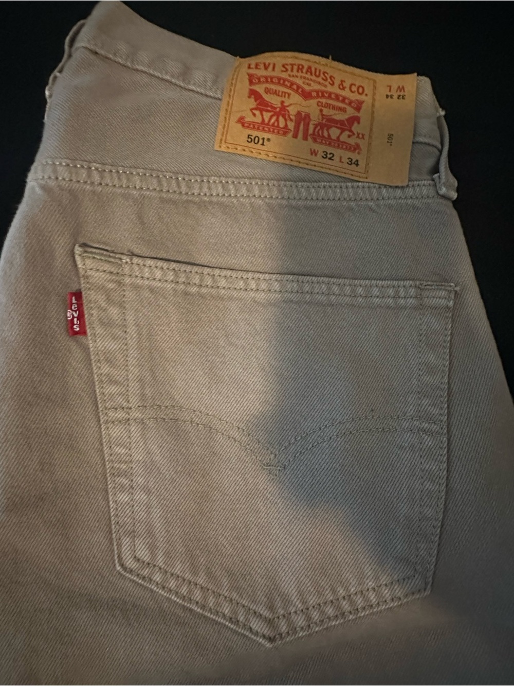 Levi's 501 Straight Men's Jeans in Light Gray
